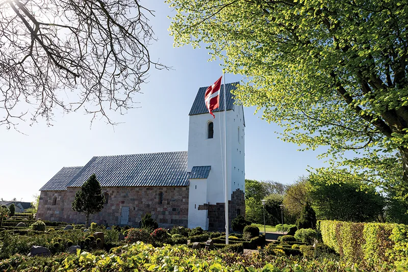 Velling Kirke — middelalderkirke ved Ringkøbing Fjord